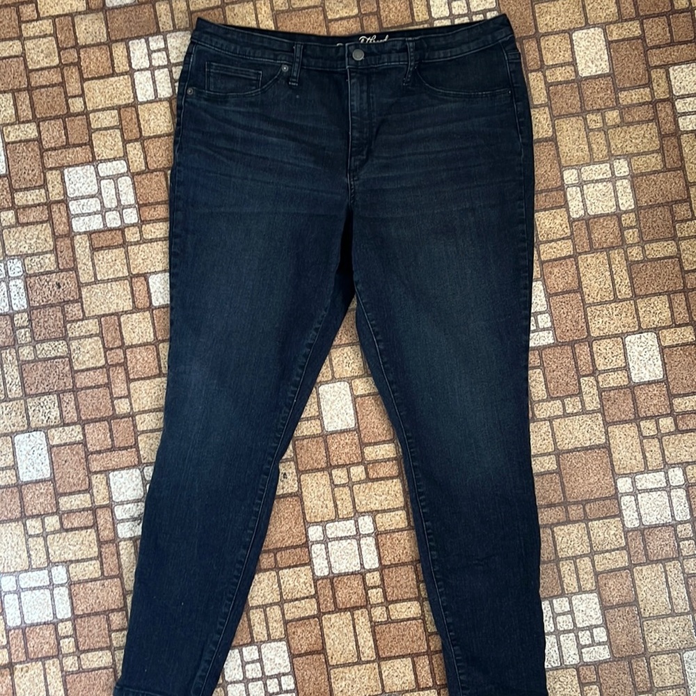 Universal Thread high-rise jeggings, plus size 18.